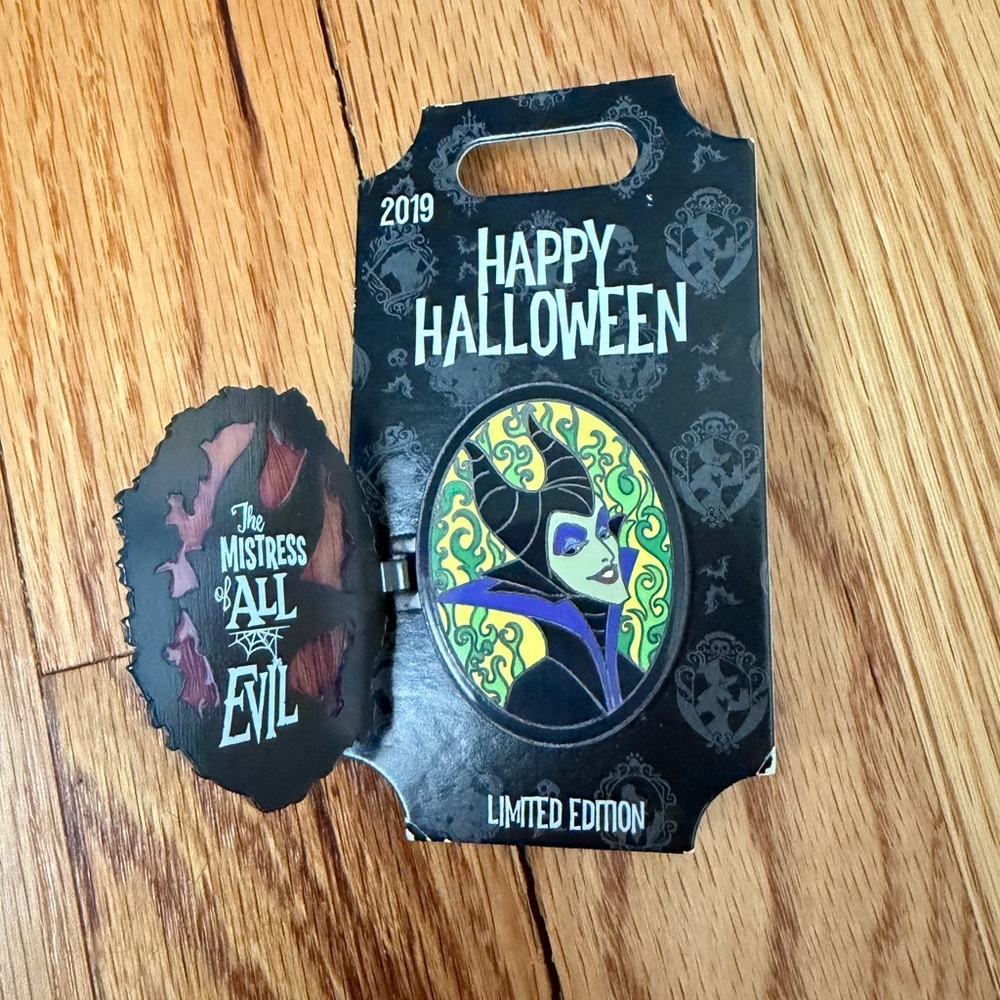 Limited Edition Maleficient 2019 Halloween Pin